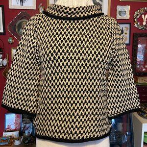 Vintage Off White and Black Houndstooth 100% Worsted Wool Sweater Kerrybrooke